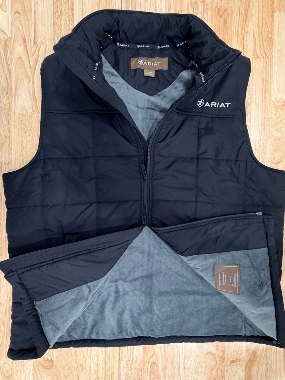Ariat Men's Black Quilted Puffer Vest with Grey Lining